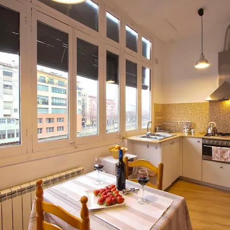 Riverside Apartman Girona